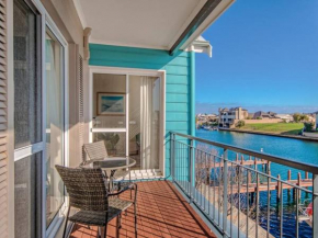 Waters Edge Apartment with Jetty Mandurah